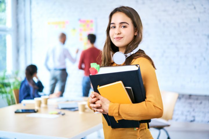 Ensino técnico aumenta chances de jovens entrarem no mercado de trabalho