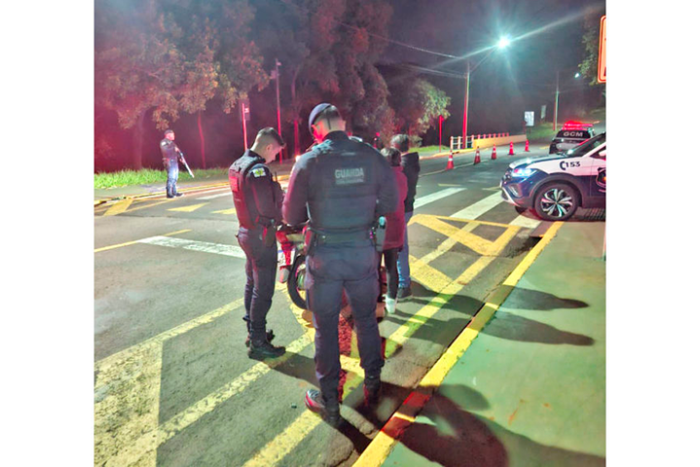 Com foco na prevenção de crimes, Guarda Civil de Apucarana intensifica presença na rua e soma 2.159 atendimentos de abril a setembro Com foco na prevenção de crimes, Guarda Civil de Apucarana intensifica presença na rua e soma 2.159 atendimentos de abril a setembro